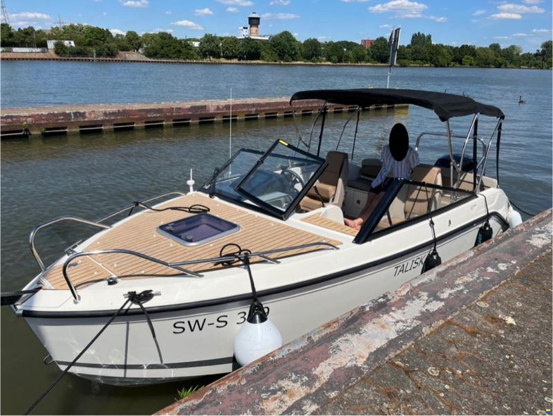 Quicksilver Active Cruiser 605