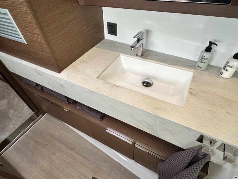 Lagoon 46