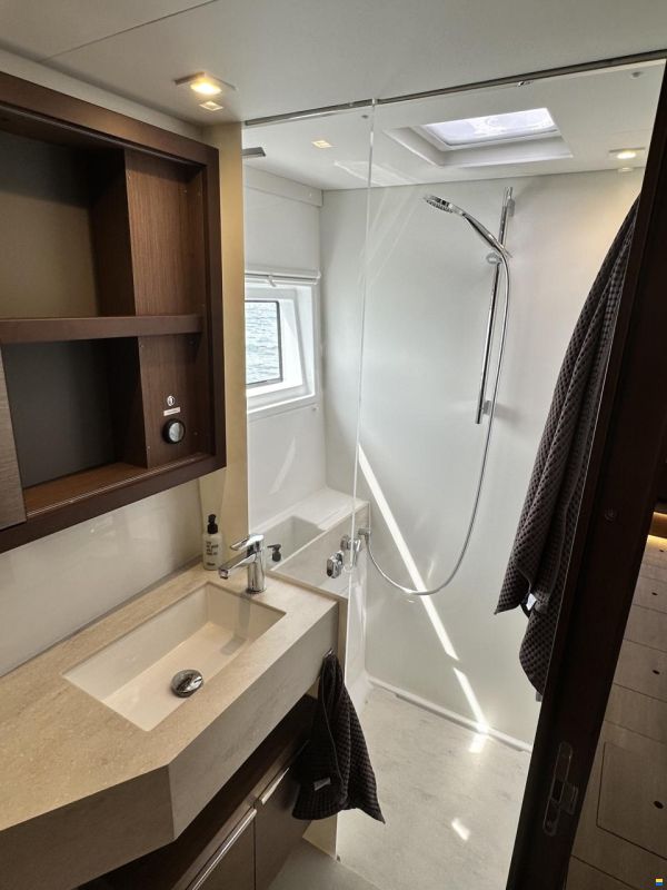 Lagoon 46