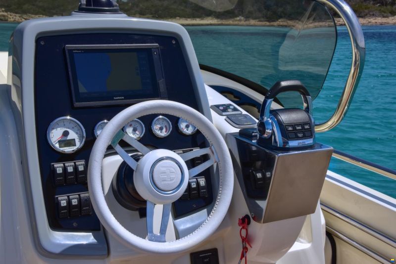 Invictus CX 280