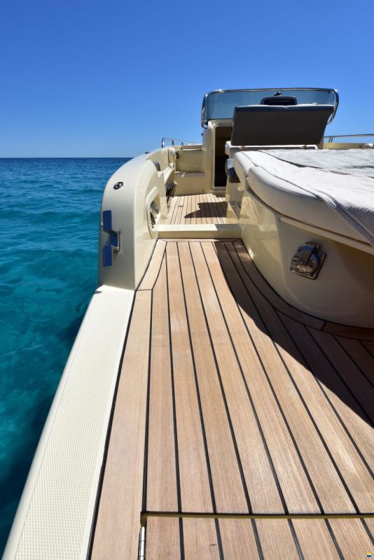 Invictus CX 280