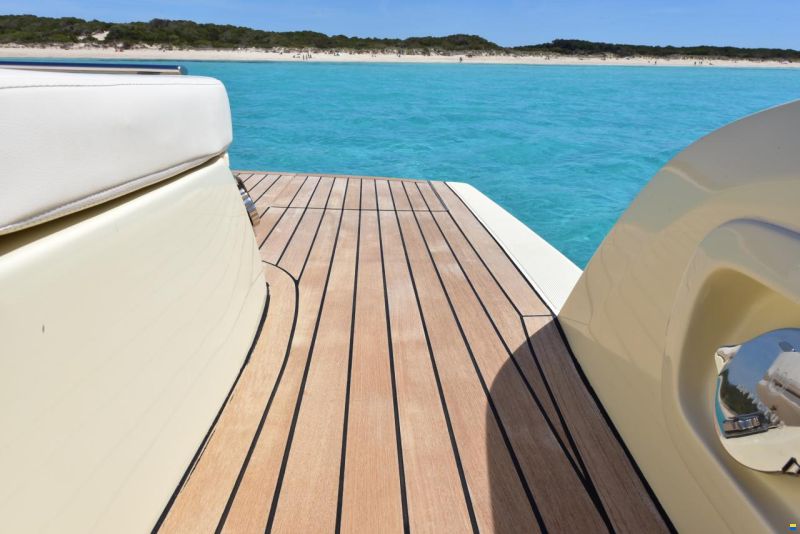 Invictus CX 280