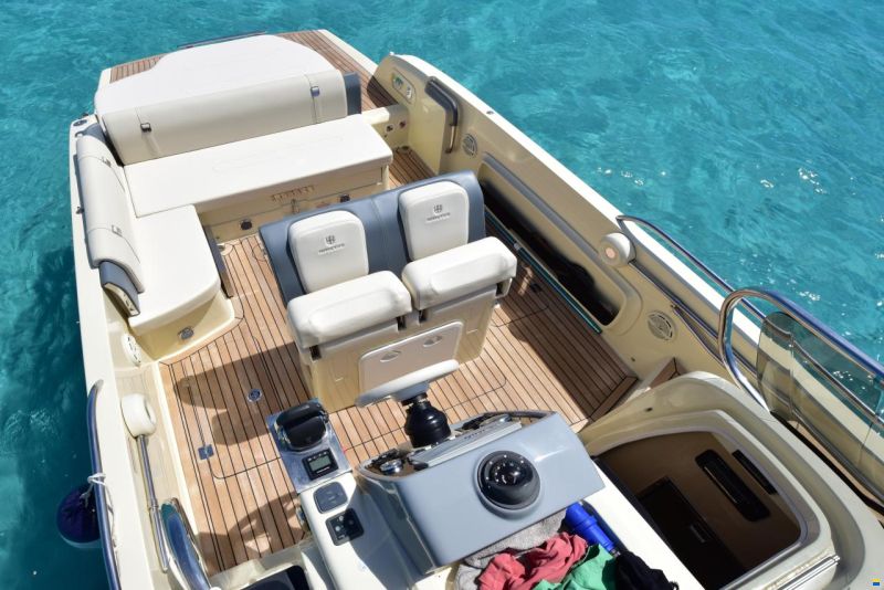 Invictus CX 280