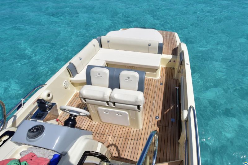 Invictus CX 280