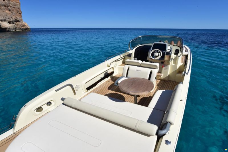 Invictus CX 280