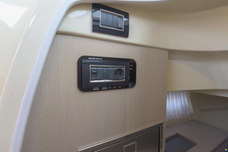 Invictus CX 280