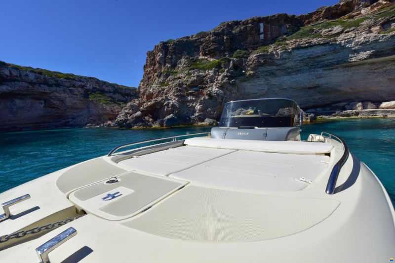 Invictus CX 280