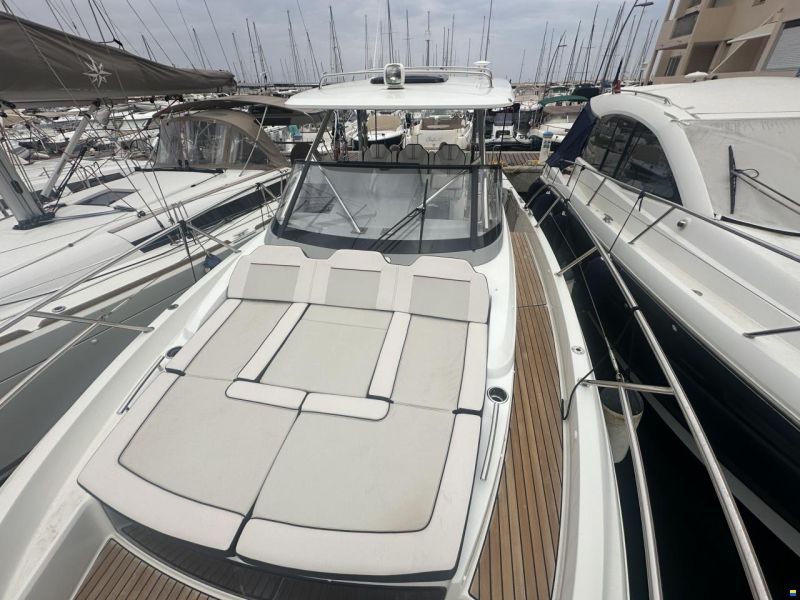 Jeanneau Cap Camarat WA 10.5 S2