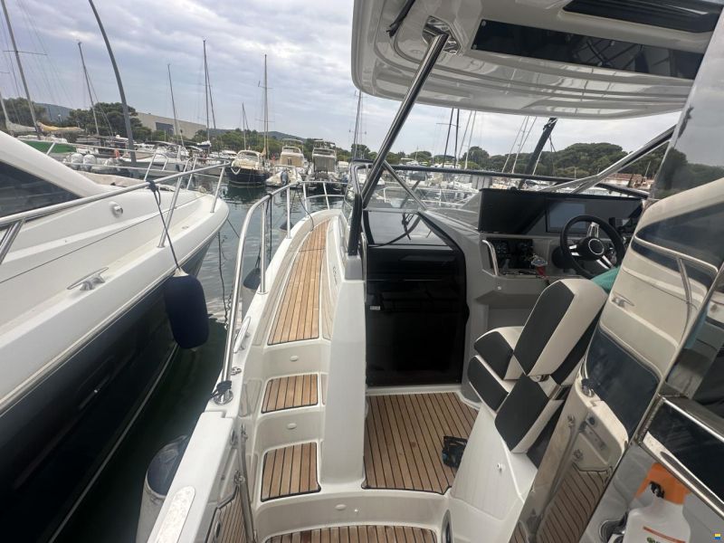 Jeanneau Cap Camarat WA 10.5 S2