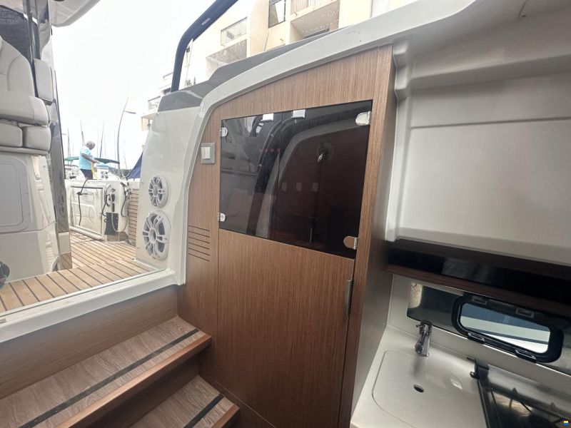 Jeanneau Cap Camarat WA 10.5 S2