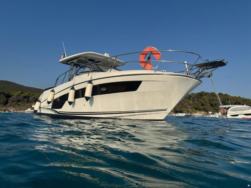 Jeanneau Cap Camarat WA 10.5 S2