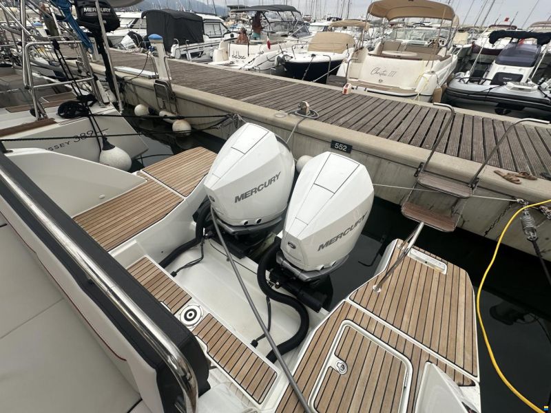 Jeanneau Cap Camarat WA 10.5 S2
