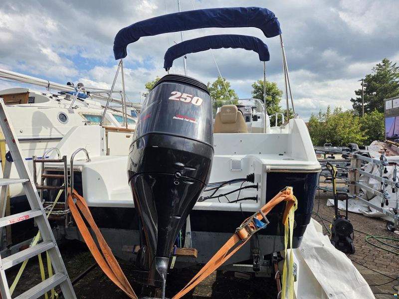 Jeanneau Cap Camarat 7.5 WA Serie 2