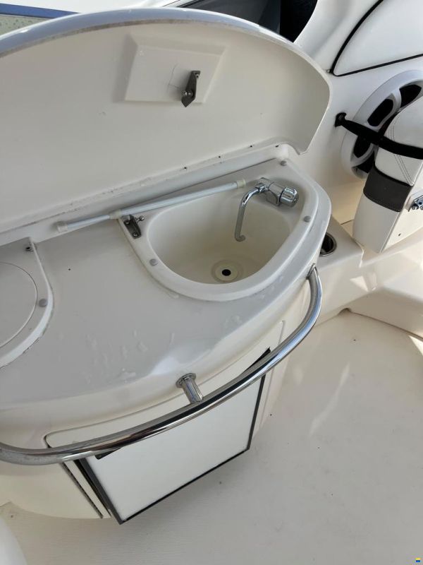 Sea Ray 290 SLX