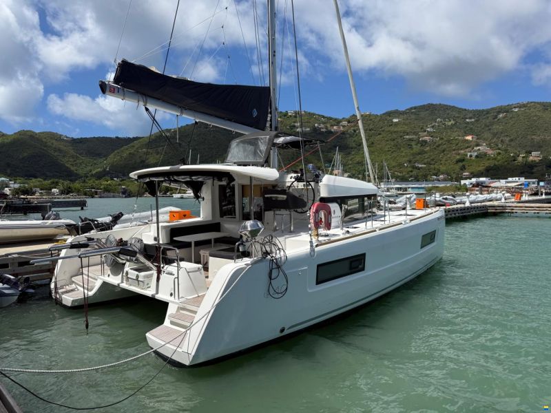 Lagoon 40