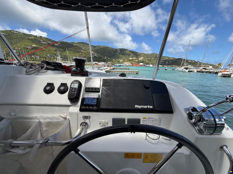 Lagoon 40