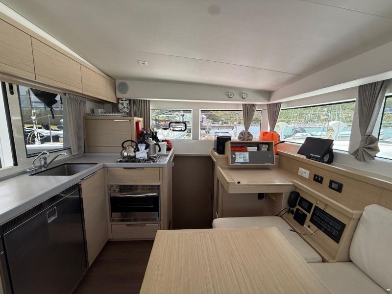 Lagoon 40