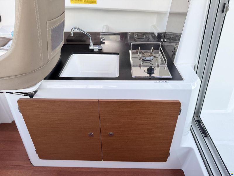 Jeanneau Merry Fisher 755