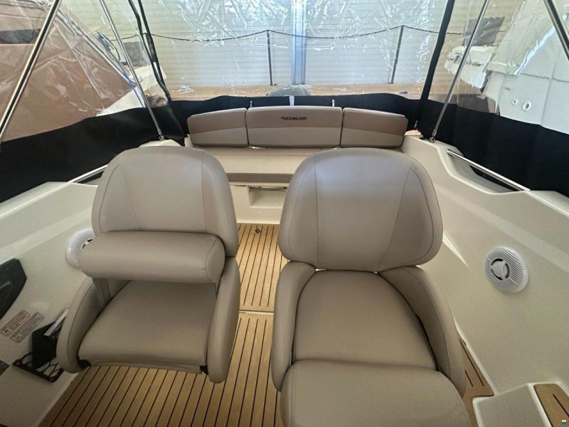 Quicksilver 555 CABIN