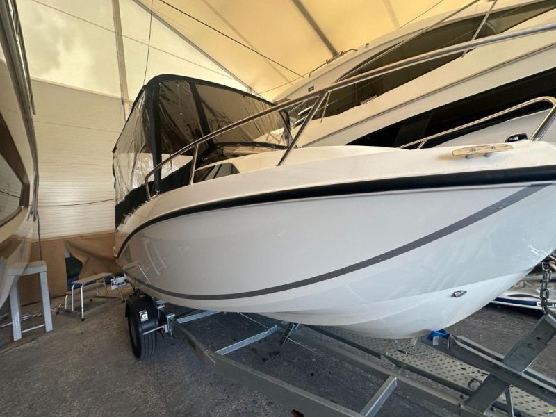 Quicksilver 555 CABIN