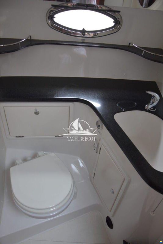 Galeon 330 Fly