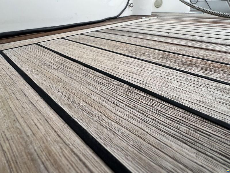 Sealine S42