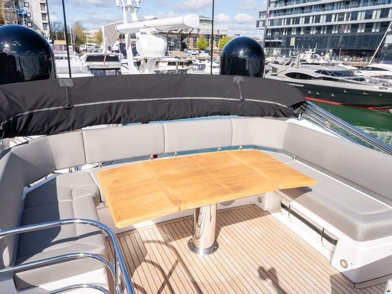 Sunseeker Manhattan 52