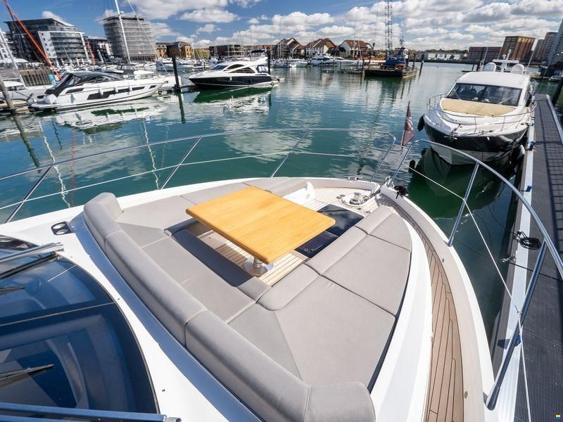Sunseeker Manhattan 52