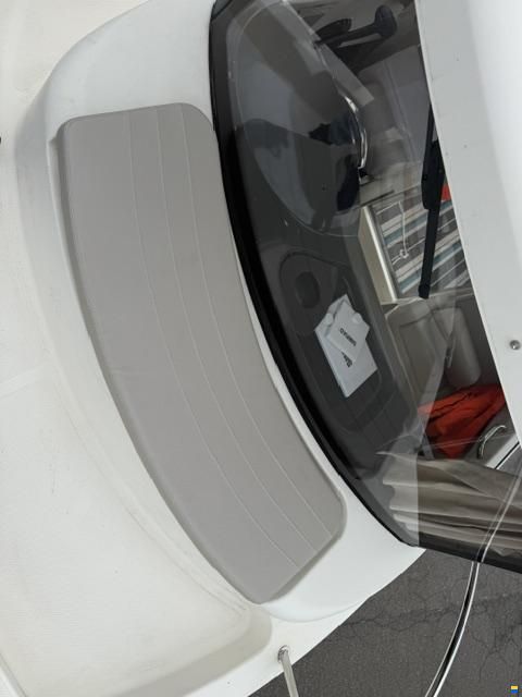 Quicksilver 555 Pilothouse mit 100PS und Trailer