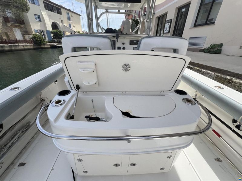 Boston Whaler 320 Outrage - 2X Mercury Verado 250