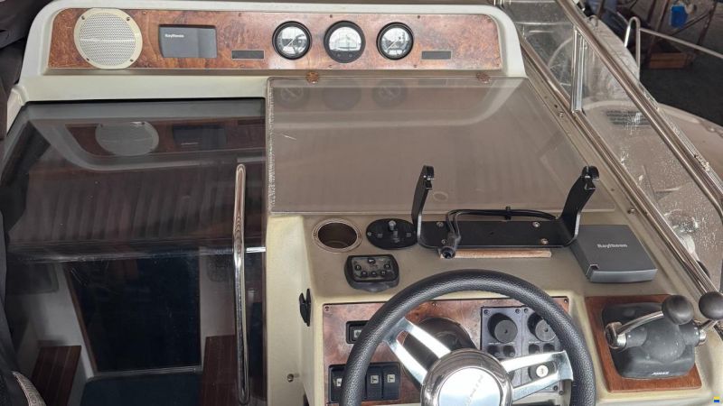 Nimbus 380 COMMANDER