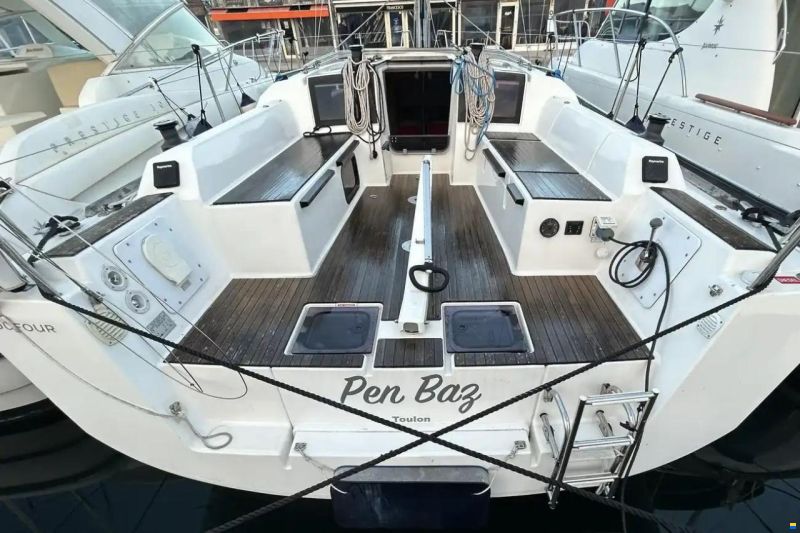 Dufour 32