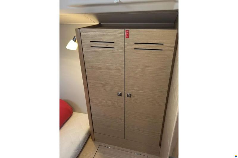 Dufour 32