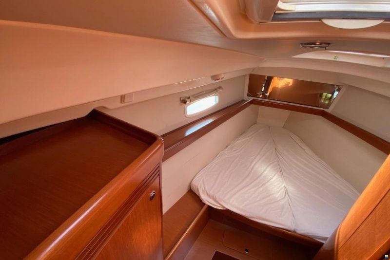 Beneteau Oceanis 40