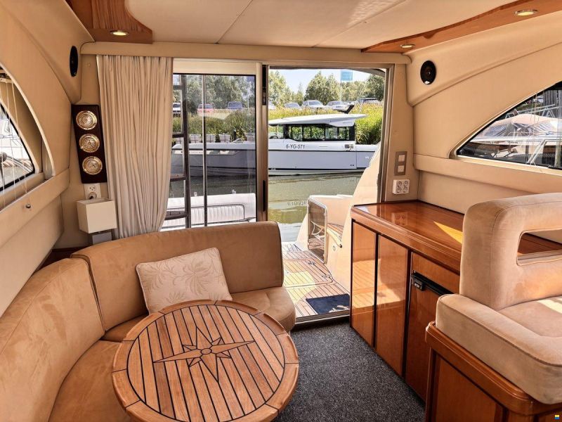 Rodman 30 Cruiser Flybridge