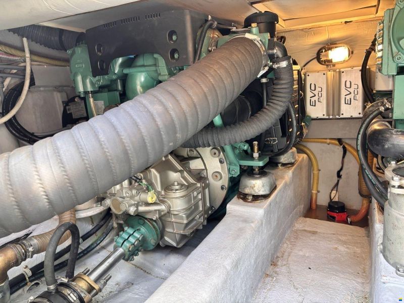 Rodman 30 Cruiser Flybridge