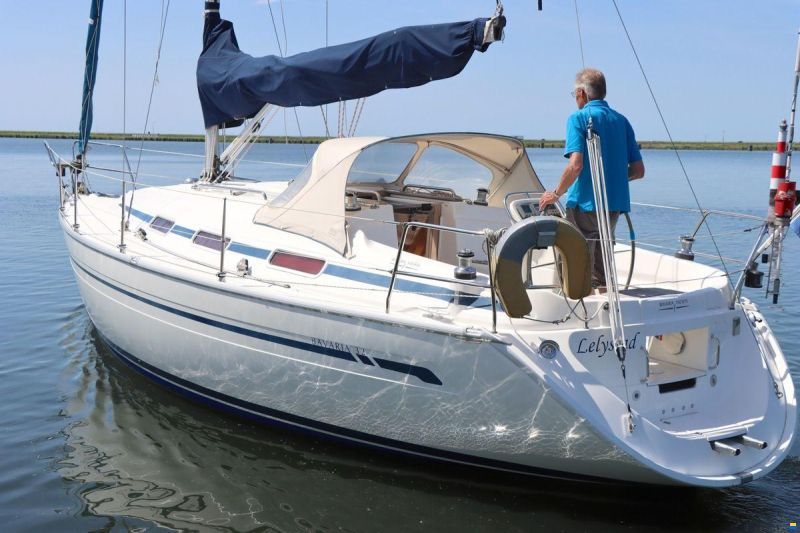 Bavaria 32