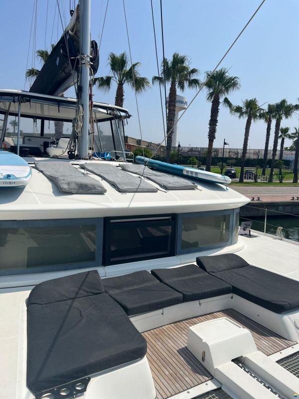 Lagoon 50