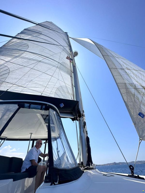 Lagoon 50