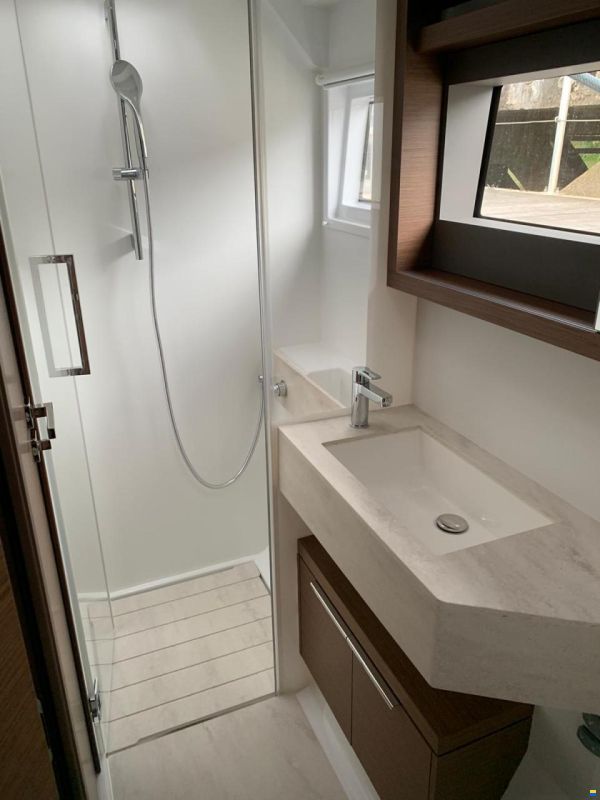 Lagoon 50