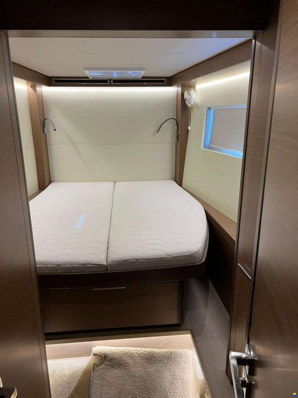 Lagoon 50