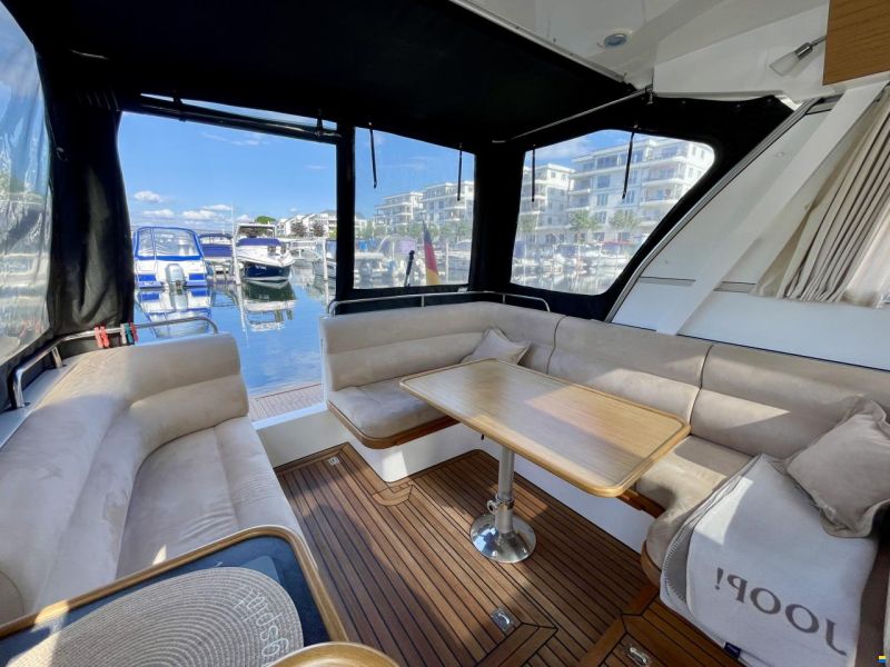Saga 320 Sun Top