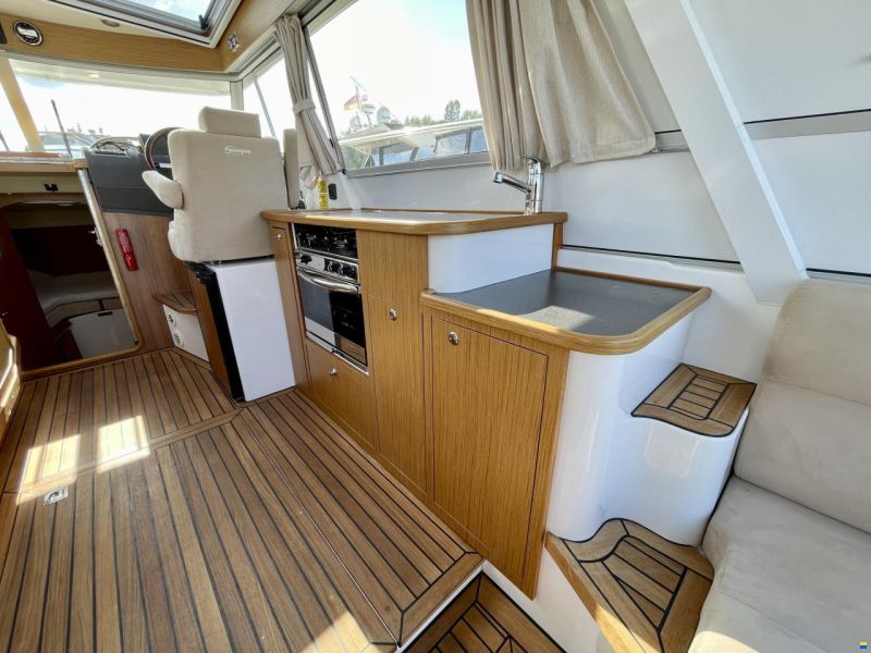 Saga 320 Sun Top