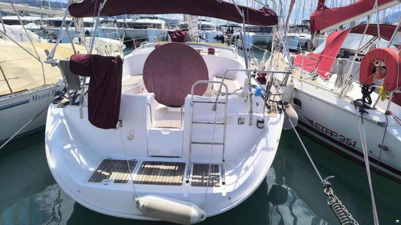 Beneteau Oceanis Clipper 411