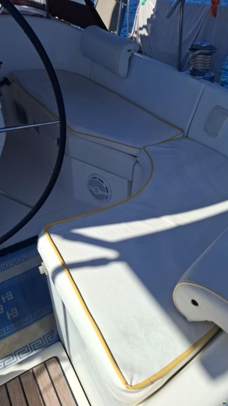 Beneteau Oceanis Clipper 411