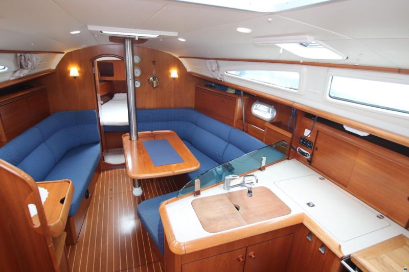 Jeanneau Sun Odyssey 35