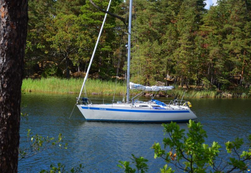 Sweden Yachts 36