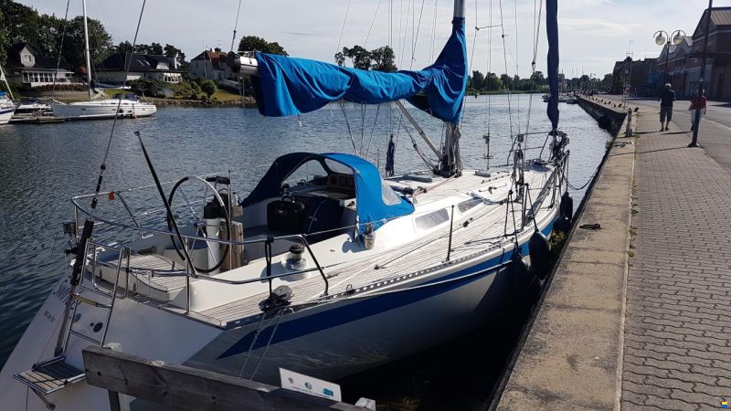 Sweden Yachts 36