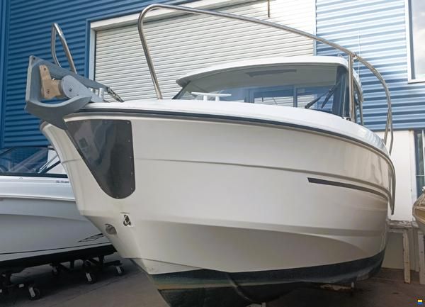 Beneteau Antares 6