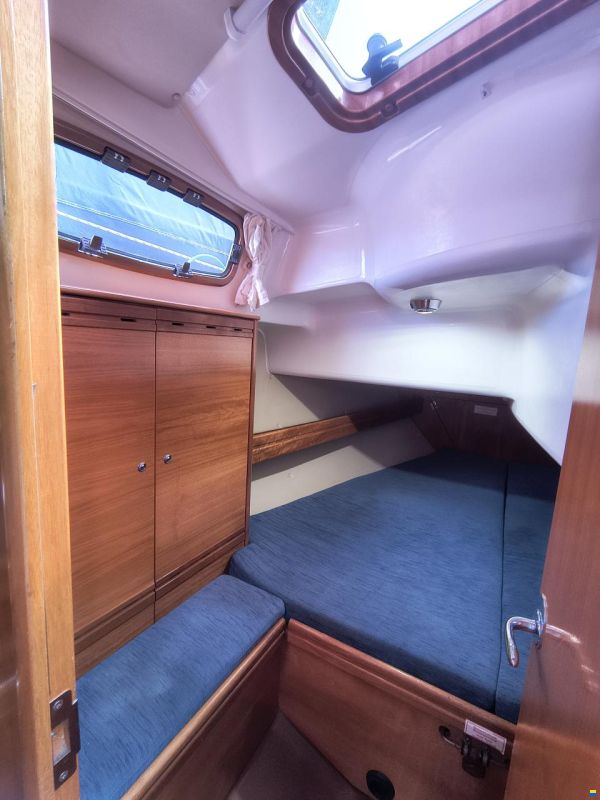 Bavaria 37C